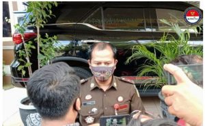 Dua Tersangka Korupsi Dana Desa Sumberejo Kecamatan Pucuk Ditahan Kejari Lomongan