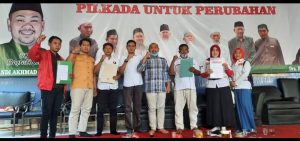 Enam Parpol Non Parlemen Adakan Deklarasi Dukung Paslon Niat di Pilkada Gresik 2020