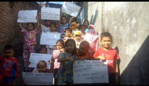 Warga RT 05 RW 02 Kramat Langon Sidokumpul Protes Penutupan Pintu Akses Menuju TPQ dan Mushollah Blok Bougenville BP Wetan