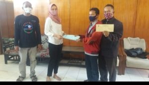 Jamkes Watch Rencanakan Punya Ambulance Untuk Permudah Melayani Warga Miskin Yang Sakit di Gresik