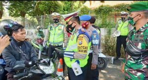 SATLANTAS POLRES GRESIK GELAR OPERASI YUSTISI PROTOKOL KESEHATAN
