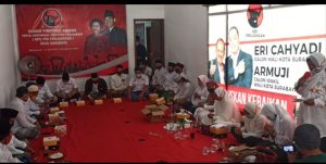 Bertemu Ustad dan Ustazah, Cawali Surabaya Eri Cahyadi Membaca Ayat Suci Al-Qur’an