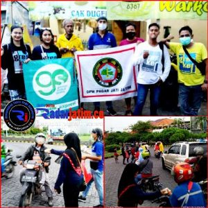 Jum’at Berkah, Pagar Jati Bersama Komunitas Bonek dan Gresik Expresi Membagikan Nasi