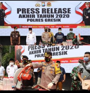 Polres Gresik Musnahkan BB Miras Dan Knalpot Brong Akhir Tahun 2020