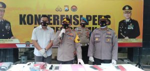 Polres Gresik Gelar Konferensi Pers, Ungkap Viralnya Video Penganiayaan ABG di Alun-alun
