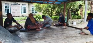 Ratusan Warga Pulau Gili Desa Sidogedungbatu Diduga Ditipu Oknum Rekanan PLN