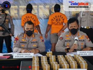 Ditpolairud Polda Jatim Ringkus Dua Tersangka Penjual dan Pembeli Bom Ikan