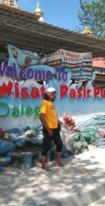 Kunjungan Wadir Harian Memo ke Wisata Pantai Dalegan