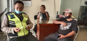 Truck Box Seruduk Dua Pengendara Motor, Satu Tewas