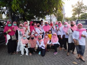 Indahnya Berbagi Bersama Anggota Tim Senam Permata Sehat