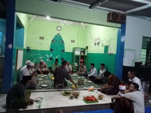 Bukber  Spesial Warga  RT.05 RW.03 Kelurahan Wonorejo, Kecamatan Tegalsari, Surabaya