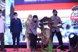 Kapolri Minta Bhabinkamtibmas Jadi Problem Solving Bagi Masyarakat