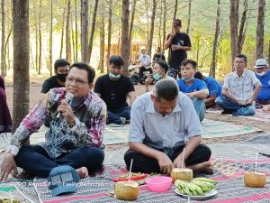 Kadis Perikanan dan Kelautan Kunjungi Ekowisata Mangrove di Pulau Bawean