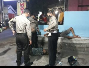 Dua Pemuda Ditemukan Tergeletak Akibat Kecelakaan Lalu Lintas