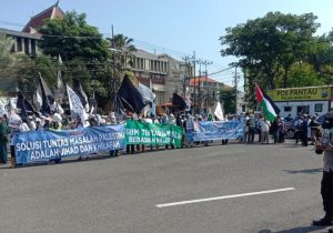 Do’a bersma dan Pernyataan Sikap Forum Umat Islam Surabaya Untuk Palestina
