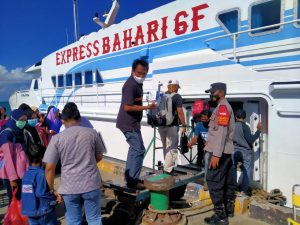 Jalur Transportasi Laut Gresik-Pulau Bawean, Seberangi Lautanpun Wajib Jalani Prokes