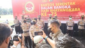 Memperingati Hari Jadi Bhayangkara ke-75 tahun, Polda Jatim Berikan Bantuan Masyarakat Bangkalan