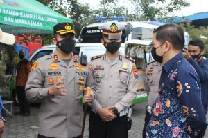 Kapolresta Malang Cek Pelayanan Inovasi Arema Police Sobo Kelurahan
