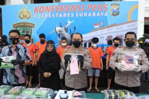 Polrestabes Surabaya Berhasil Gagalkan 20,5 Kg Sabu-sabu Siap Edar