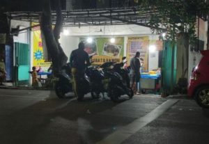 Cafe dan Warung di Sidoarjo Cuek dengan Aturan PPKM Mikro