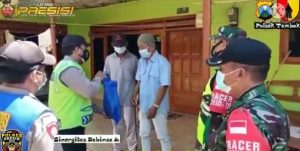 Sinergitas Babinsa dan Bhabinkamtibmas Polsek Tambak, Peduli Penanggulangan Covid-19 di Masa PPKM Darurat