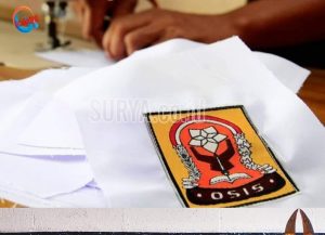 Tidak Peduli Pandemi Covid-19, Sekolah Negeri di Kabupaten Gresik Tetap Pungut Uang Seragam