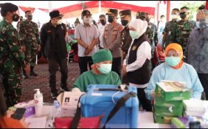 Kejati Jatim Menggelar Vaksinasi Dosis Kedua