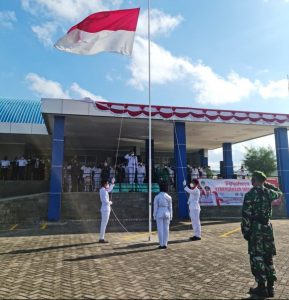 Peringatan HUT RI ke-76 Tahun Dilaksanakan di Bandara Harun Thohir, Camat Tambak sebagai Inspektur Upacara