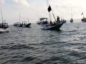 Peringati HUT RI ke 76 Tahun, Masyarakat Nelayan Pulau Gili Timur Menggelar Acara Petik Laut