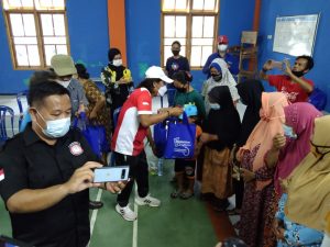 Media Kooordinatberita.com Bagikan Ratusan Sembako di Harlah yang Ke 3 Tahun