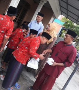 Pengusaha Material Selamet Peduli Sesama, Berbagi Santunan Anak Yatim Piatu
