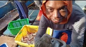 Insiden Laka Laut ABK KMN.DAMAI Terjatuh di Perairan Laut Pulau Bawean