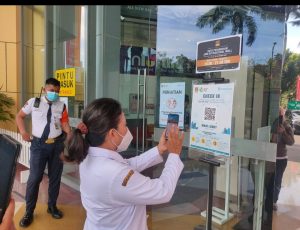 Boleh Beroperasi Harus Terapkan Kode QR Code Peduli Lindungi