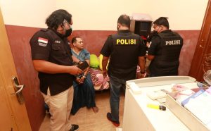 Polda Jatim Bersama Tim Gabungan Gempur Kampung Narkoba Jalan Kunti