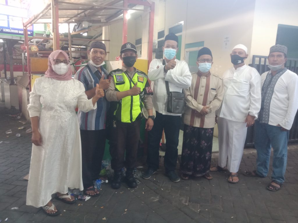 Peringati Maulid Nabi Muhammad SAW, Pedagang Pasar Semolowaru Sebagai Wujud Syukur dan Jadikan Suri Tauladan