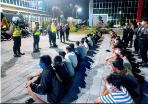 Resahkan Warga, Satlantas Polres Gresik Amankan 31 Motor Balap Liar di Cerme