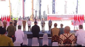 Presiden Jokowi Letakkan Batu Pertama Pembangunan Smelter PT. Freeport di Gresik