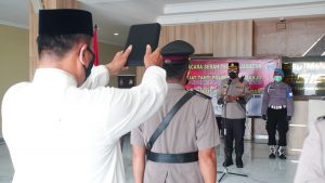 Kapolresta Sidoarjo Pimpin Upacara Sertijab Kasat Tahti dan Kapolsek Krian