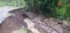 Bencana Alam Melanda Pulau Bawean Hingga Mengakibatkan Kerugian Ratusan Juta Rupiah