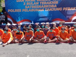 Tiga Bulan Terakhir, Polres Tanjung Perak Tangkap  57 Tersangka penyalahguna Narkoba dan Musnahkan Barang Bukti Sabu Seberat 6,5 kilogram dan 1.660 Butir Pil Ekstasi