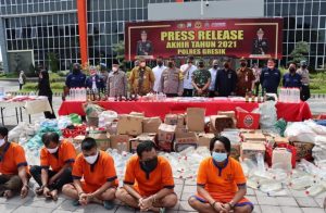 Polres Gresik Gelar Press Release, Ungkap Kasus dan Pencapaian Prestasi Kinerja Selama Tahun 2021