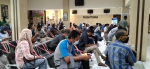 Pemohon SIM di Satpas SATLANTAS Polres Gresik Tertib, Mudah Dan Cepat