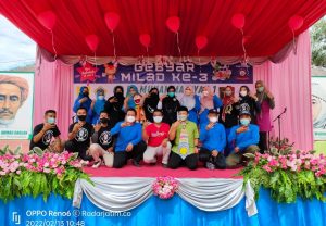 Milad ke-3 SD MUTU Bawean, Sasar Kaum Dhuafa Bagikan Sembako