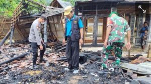 Dalam Sejam Rumah Warga Desa Curah Tatal Musnah Akibat Sambaran Api dari Tungku