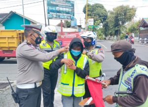 Operasi Keselamatan Semeru 2022, Polres Blitar Kota Peduli Supeltas