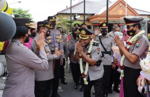 Polres Blitar Kota Gelar Wisuda Purna Bhakti
