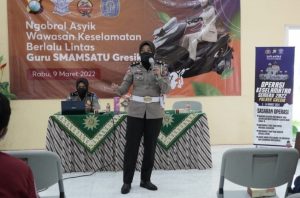 Polres Gresik Beri Pendidikan Lalu Lintas Operasi Keselamatan Semeru kepada Guru SMA Muhammadiyah 1 Gresik