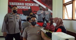 Ikuti Vaksin Booster Hari Ini, AKBP Alith Alarino Beri Pesan Untuk Sukseskan Vaksinasi Covid-19