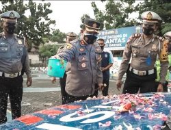 Kapolres Gresik AKBP Moch Nur Azis Cek Kendaraan Operasional