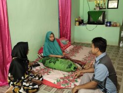 Menderita Penyakit Lambung Ganas, Pasien Asal Desa Sukalela Harus  Dirujuk Ke RSUD. Ibnu Sina Gresik